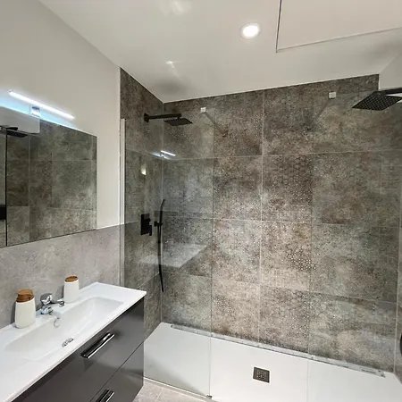 펜션 The Obelisk - Host By Traveler's Nest 토리노